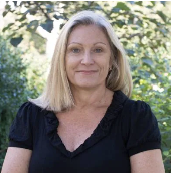 Kaylie Jones Headshot