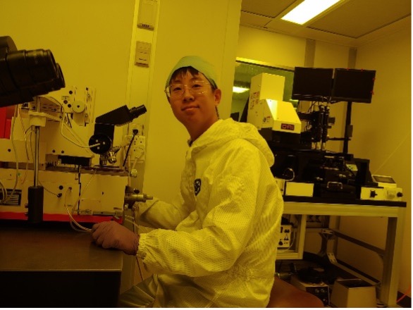 Jingze Zhao is performing mask alignment in processing the InAsSb-based  heterostructures grown in house by MBE into long-wave infrared sensors for research toward his PhD degree.